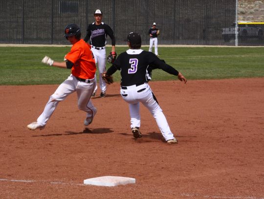 Baseball: Vaqueros try to end tailspin at Fallon