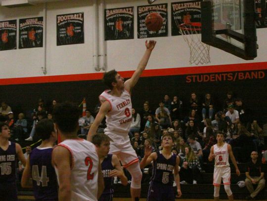 Boys basketball: Vaqueros come away with weekend split