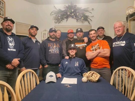 Cumming signs letter-of-intent to pitch at Nevada