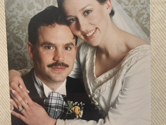 Dr. Jonathan and Nancy Campbell celebrated their 30th wedding anniversary on Tuesday, Nov. 25.