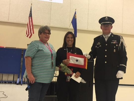 East Valley Elementary raises $820 for Wreaths Across America