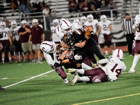 Elko hands Vaqueros first loss
