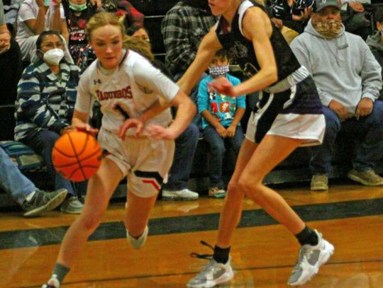 Fernley girls to host Dayton Wednesday