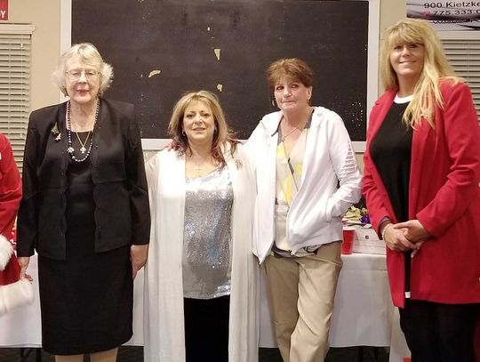 Fernley Republican Women 2019 officers sworn in