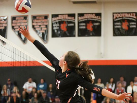 Fernley volleyball stays on pace with win over Fallon