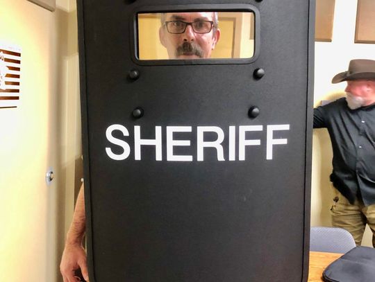 Illumined Arms donates 10 ballistic shields to Lyon County Sheriff’s Office