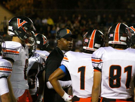 Martin helps Fernley flexbone take flight