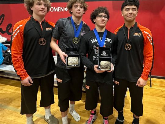 McCullar wins two tournaments to lead Fernley wrestlers