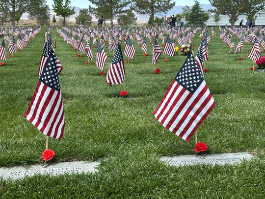 Memorial Day ceremony at Veterans Cemetery begins at 11 a.m.