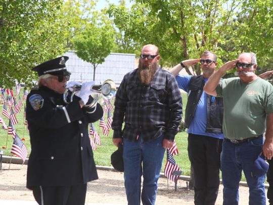 Memorial Day Crowd Urged to Remember Fallen Heroes Every Day