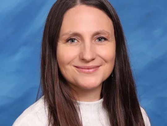 Peterson resigns from school board