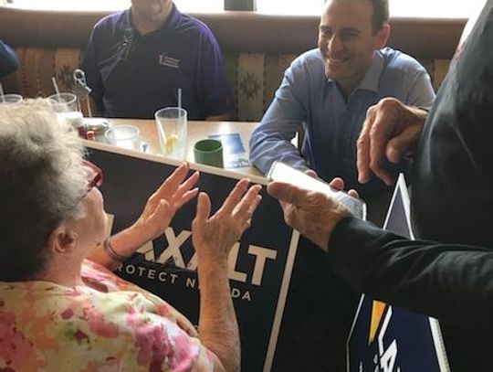 Photo: Laxalt visits with Fernley supporters