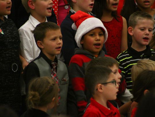Photos: Fernley Elementary School Second Grade Christmas Concert, Dec. 21