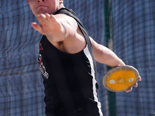 Radli wins boys shot put and discus, Parsons wins girls discus at State track meet
