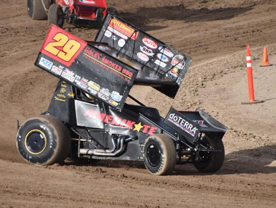 Rain spoils sprint car race