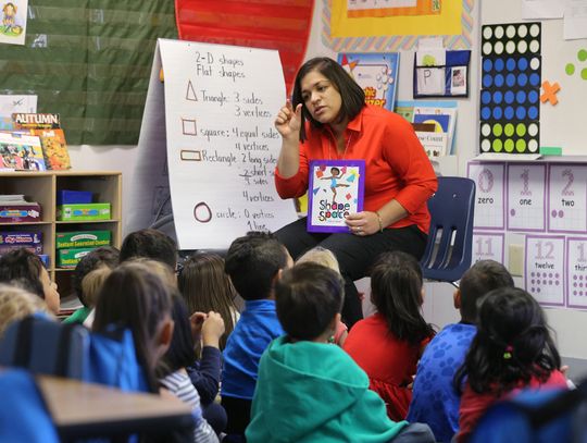 School District to consider hybrid model of distance learning, open schools