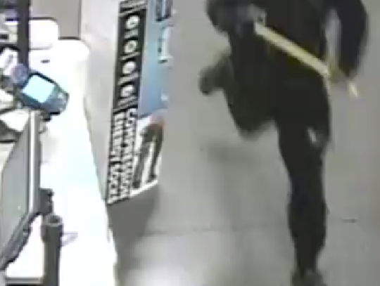 Sheriff’s Office looking for suspects in Walgreens burglary