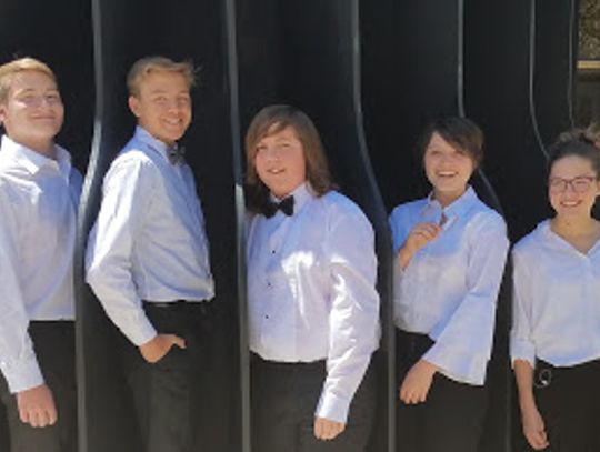 Silverland Honor Choir and Band members