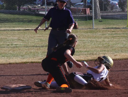 Softball: Fallon takes first meeting with Vaqueros