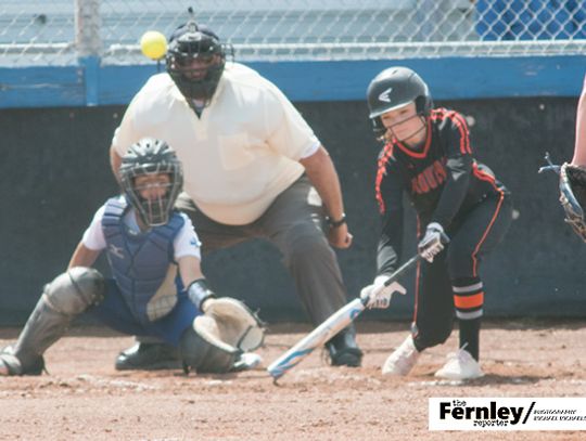 Softball: Vaqueros claim #2 seed for league tournament
