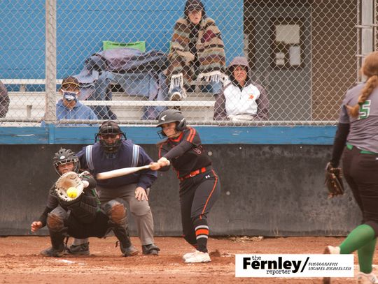 Softball: Vaqueros lose in league title game