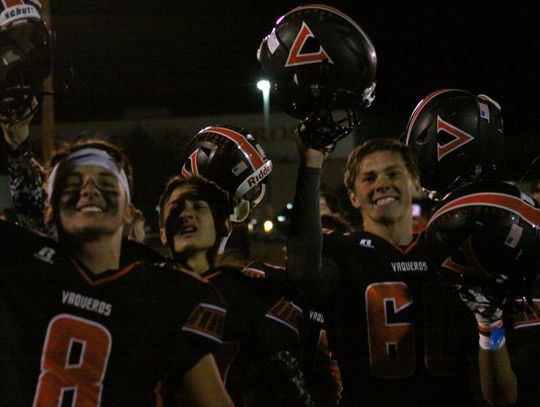 Vaqueros claim league title with win over Truckee