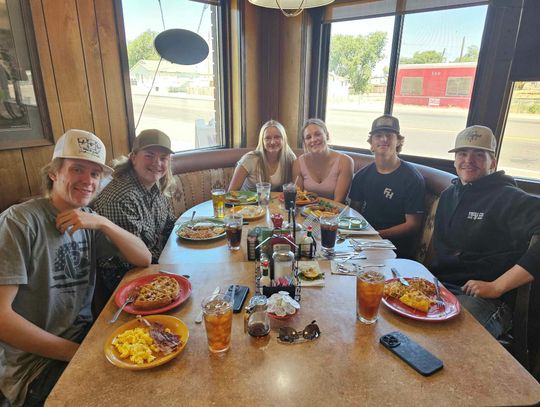 Wigwam Offering Free Meal to Graduates on June 13th