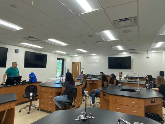 WNC Fallon unveils new science lab