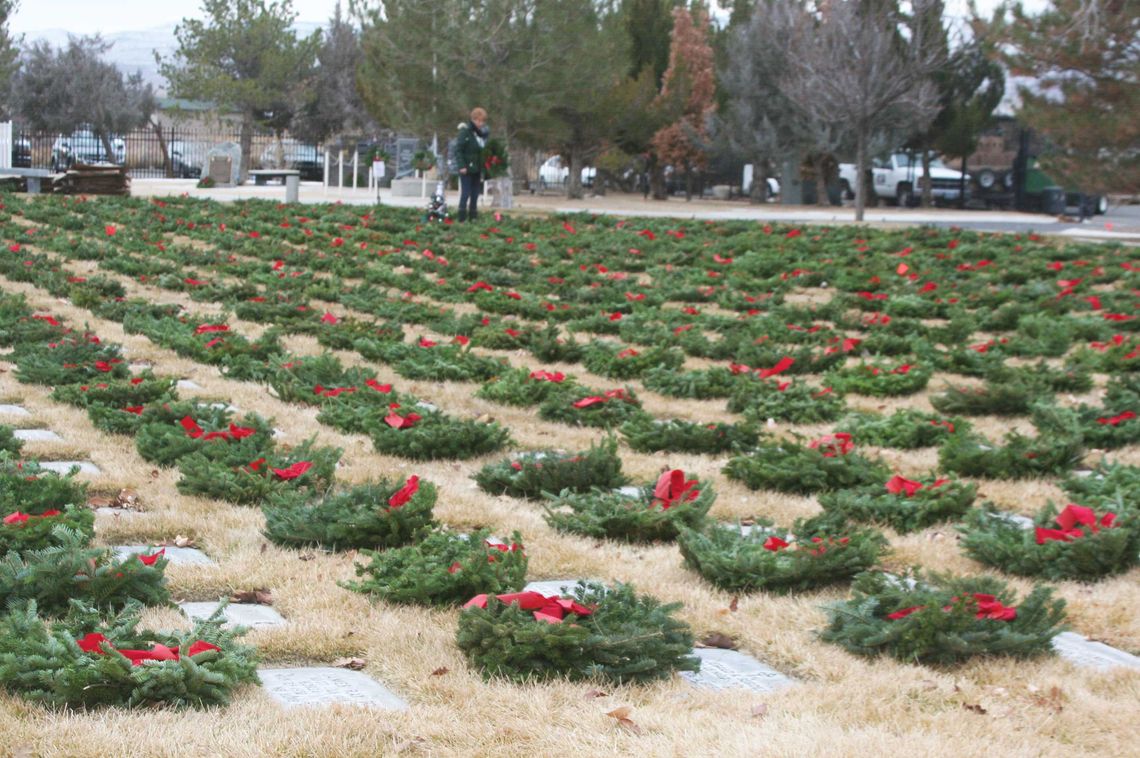 About 2,500 turn out for Wreaths Across America