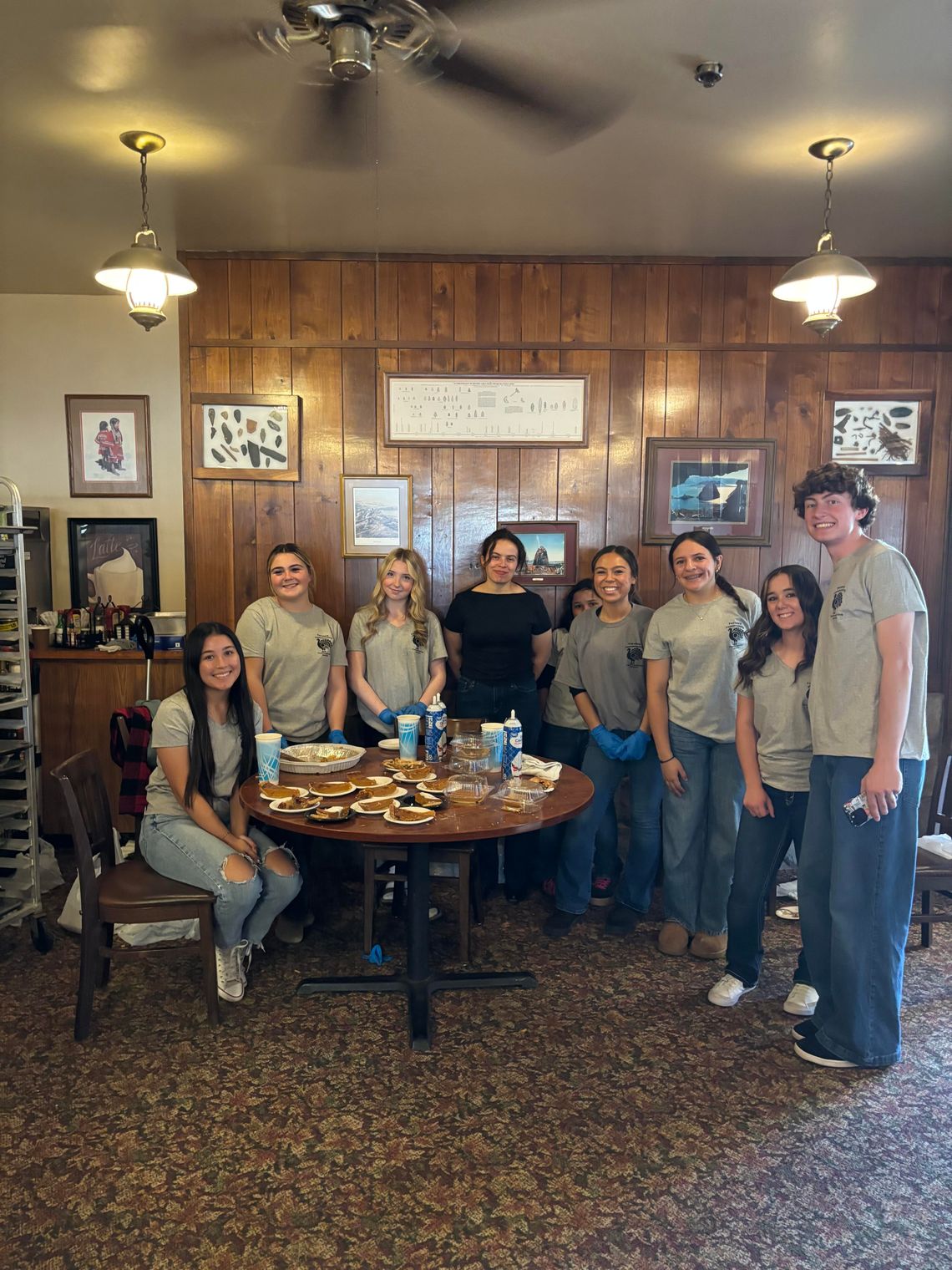 About 400 meals served at Community Thanksgiving Dinner