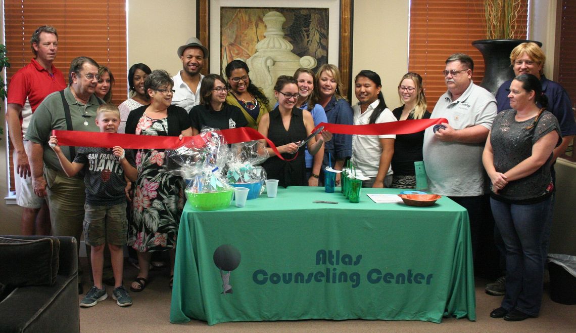 Atlas Counseling celebrates ribbon cutting