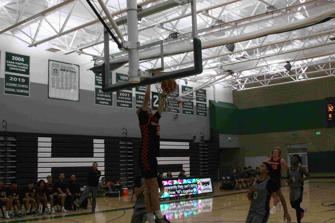 Boys basketball: Huge comeback highlights weekend for Vaqueros Boys basketball: Huge comeback highlights weekend for Vaqueros
