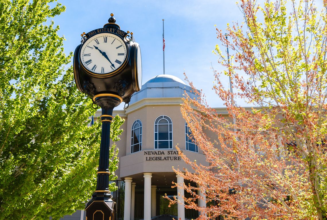 City tries to Negotiate Grievance Settlement in Hopes of Avoiding Arbitration
