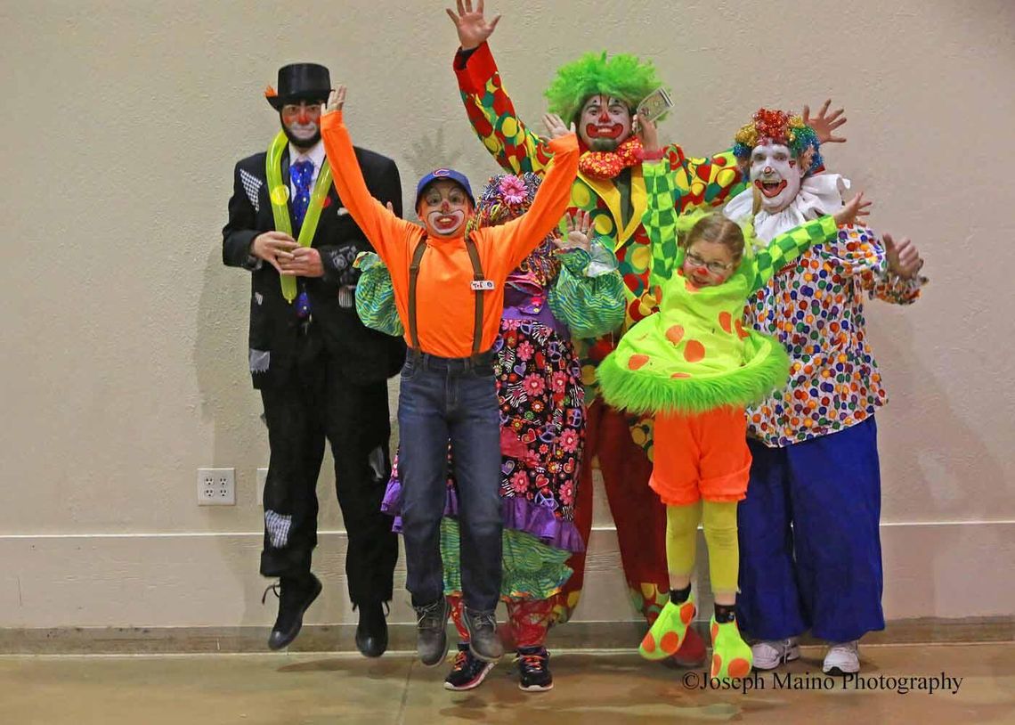 Clowns lend Fernley flavor to Shrine Circus