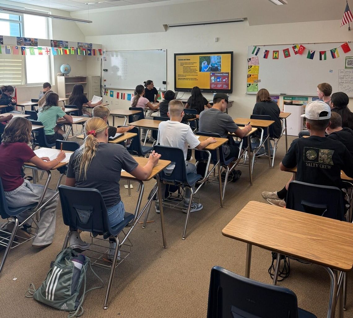 District enrollment drops by 158 students District enrollment drops by 158 students