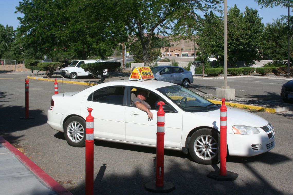 Driving academy prepares student drivers to hit the road
