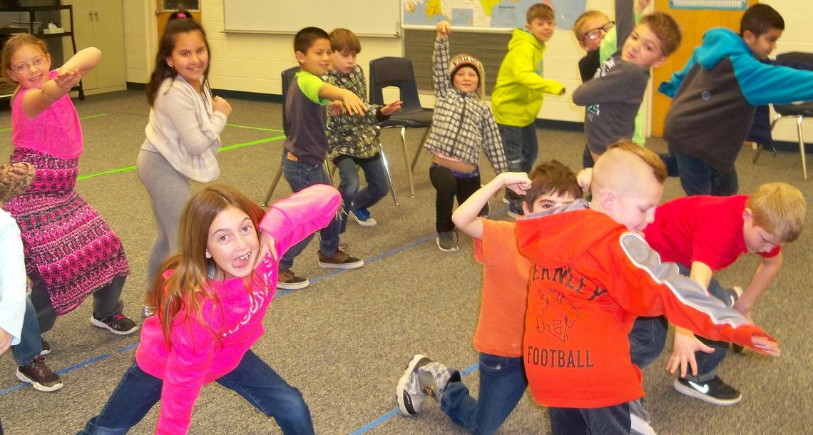Fernley Elementary students Get in the Act with science theater