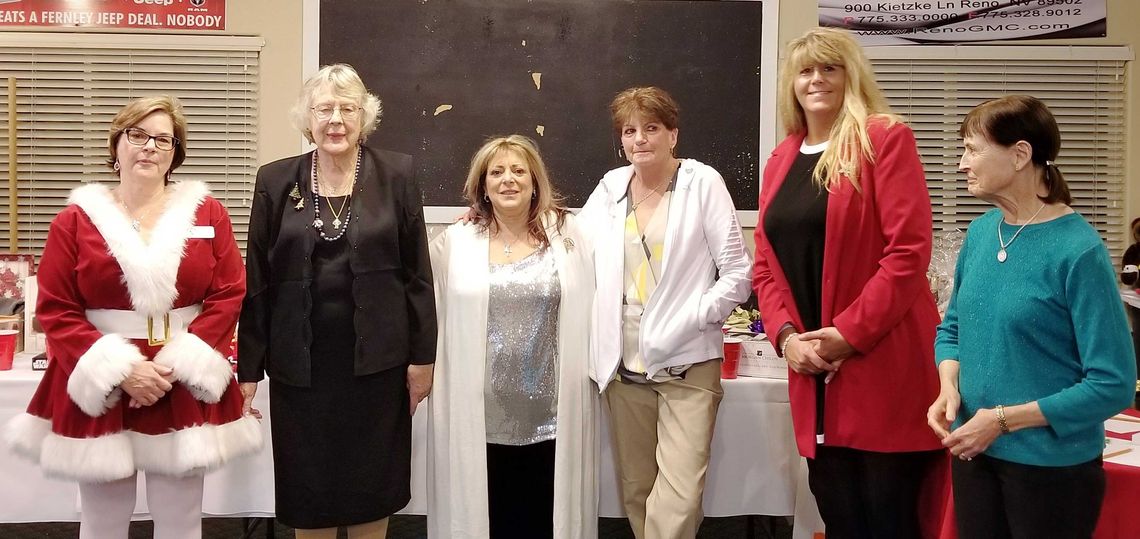 Fernley Republican Women 2019 officers sworn in