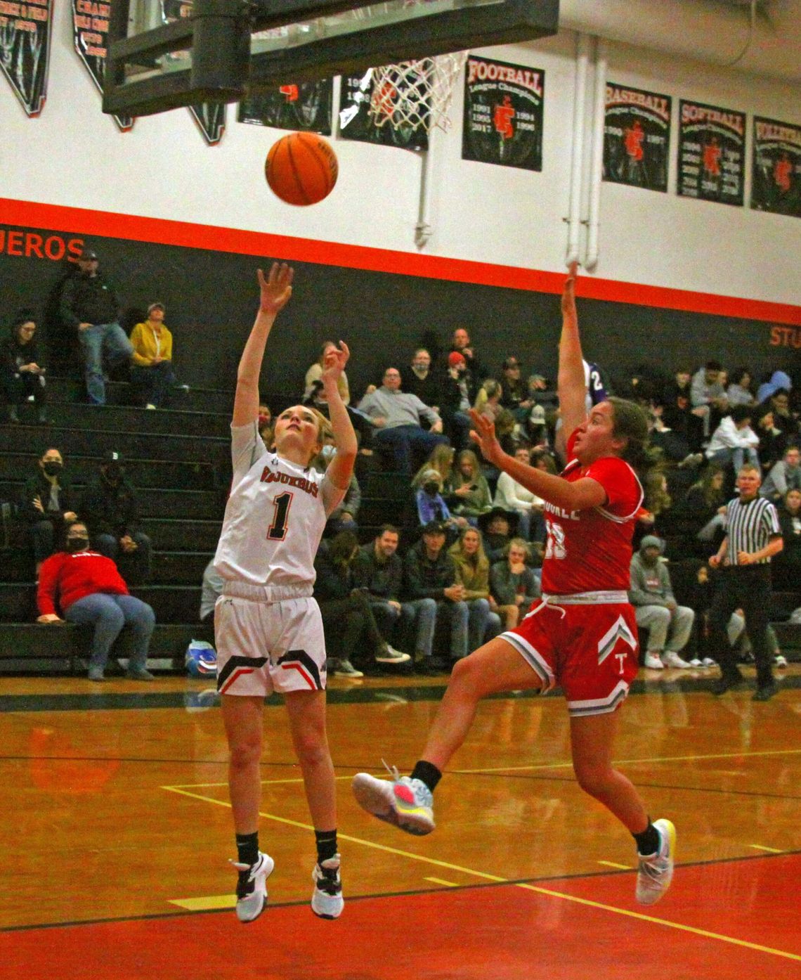 Girls basketball: Vaqueros to play in tournament at McQueen