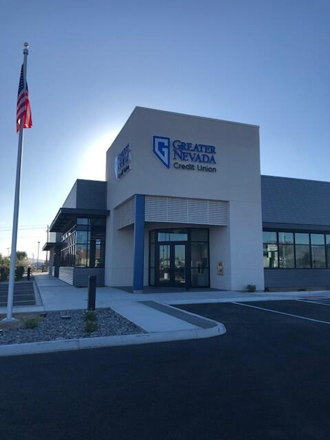 GNCU Celebrates Grand Opening of Fernley branch with donation to Wreaths Across America