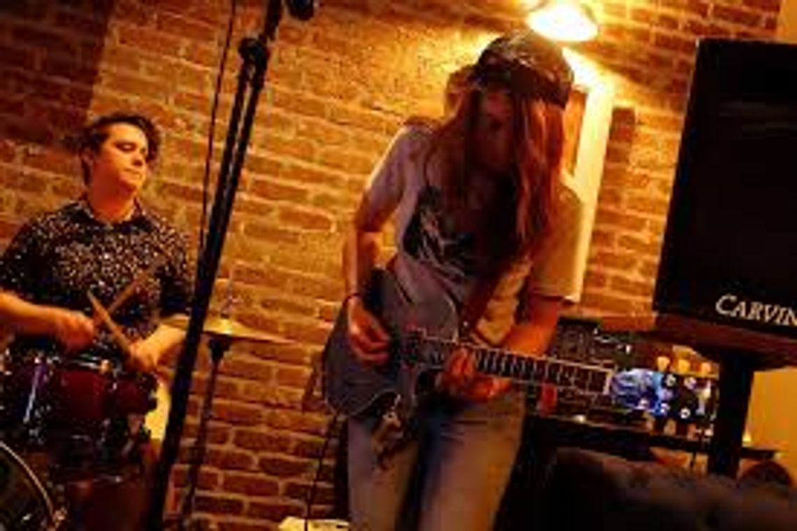 Kat Heart to headline virtual benefit concert for healthcare workers