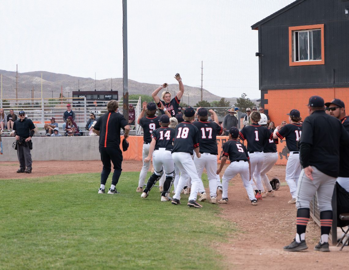 McCullar leads seven Vaqueros on All-League team McCullar leads seven Vaqueros on All-League team