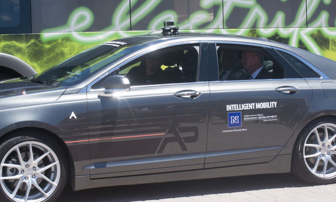 Nevada signs onto pledge to build out Western electric vehicle charging network