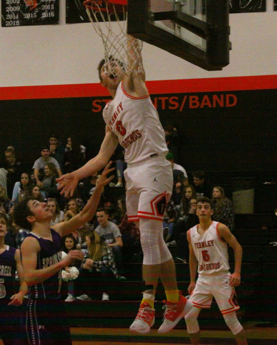 Playoff seeding on the line for Vaqueros