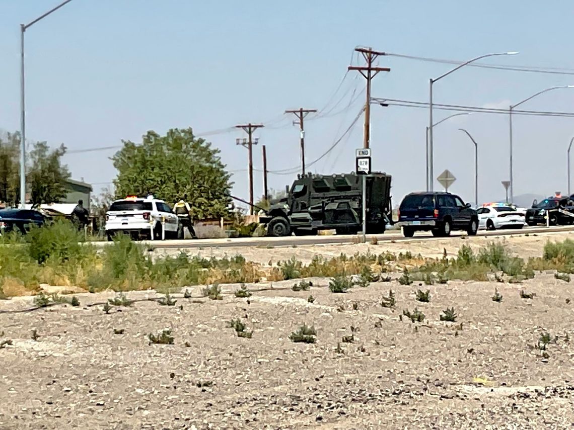 Robbery suspect arrested after standoff