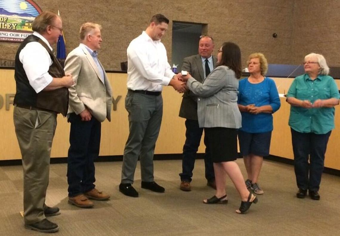 Roemer receives key to the city