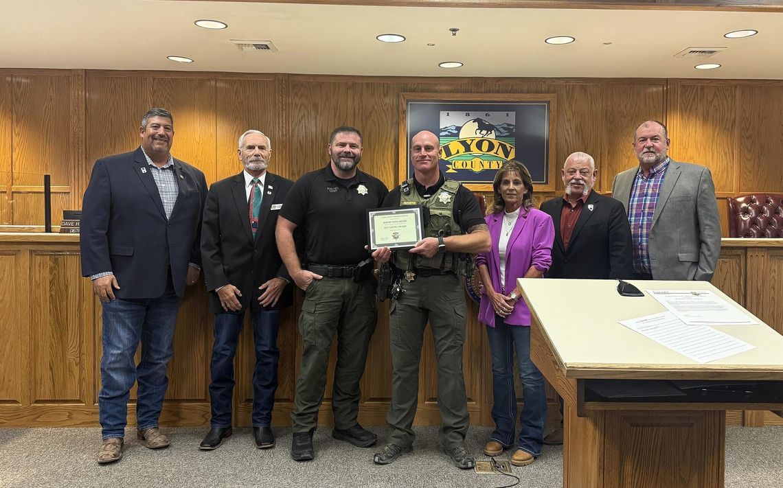 Sheriff’s deputy, Dayton resident recognized for rescuing man during fire Sheriff’s deputy, Dayton resident recognized for rescuing man during fire