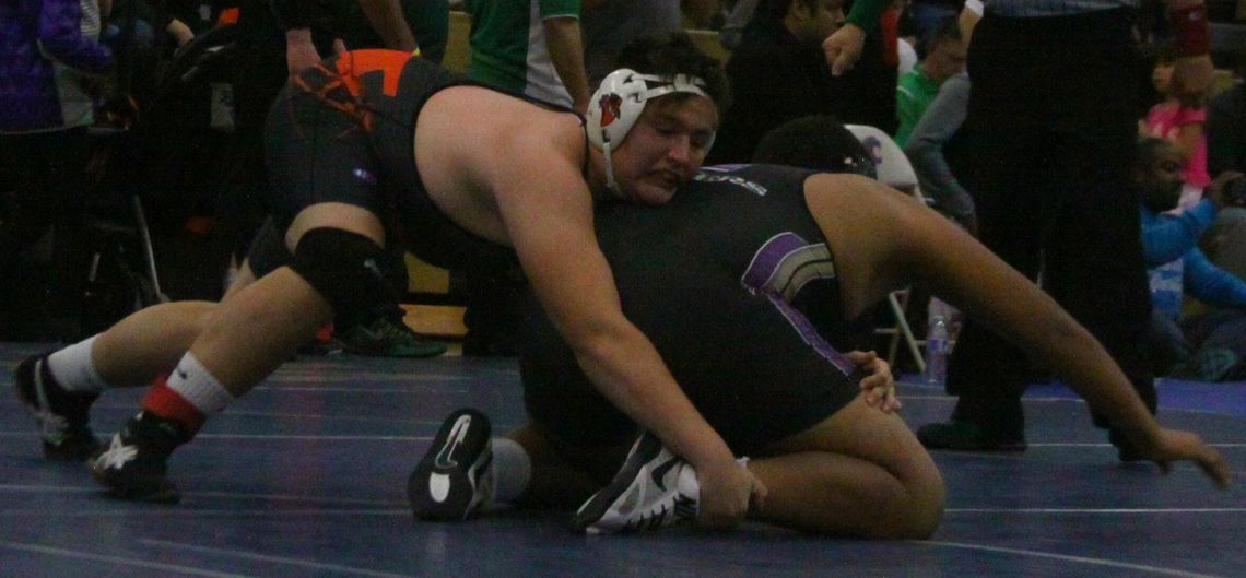 Slapinski takes 3rd, Reyes 4th at state wrestling tournament