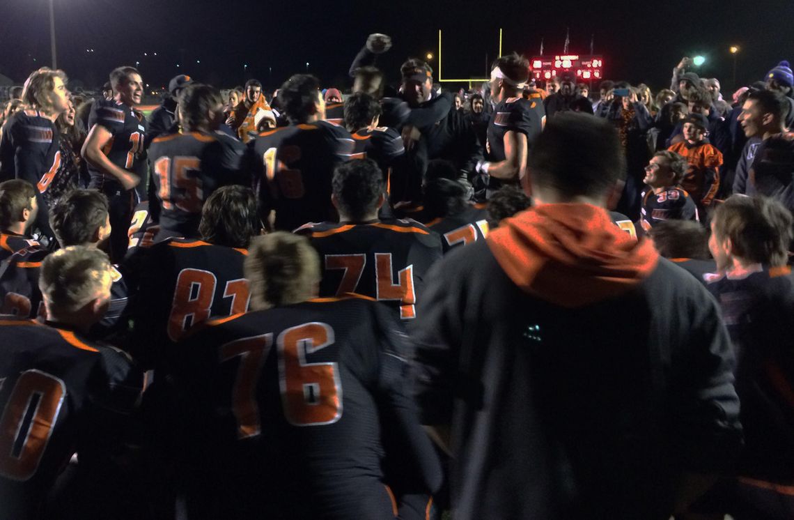 Vaqueros beat Truckee to claim league title