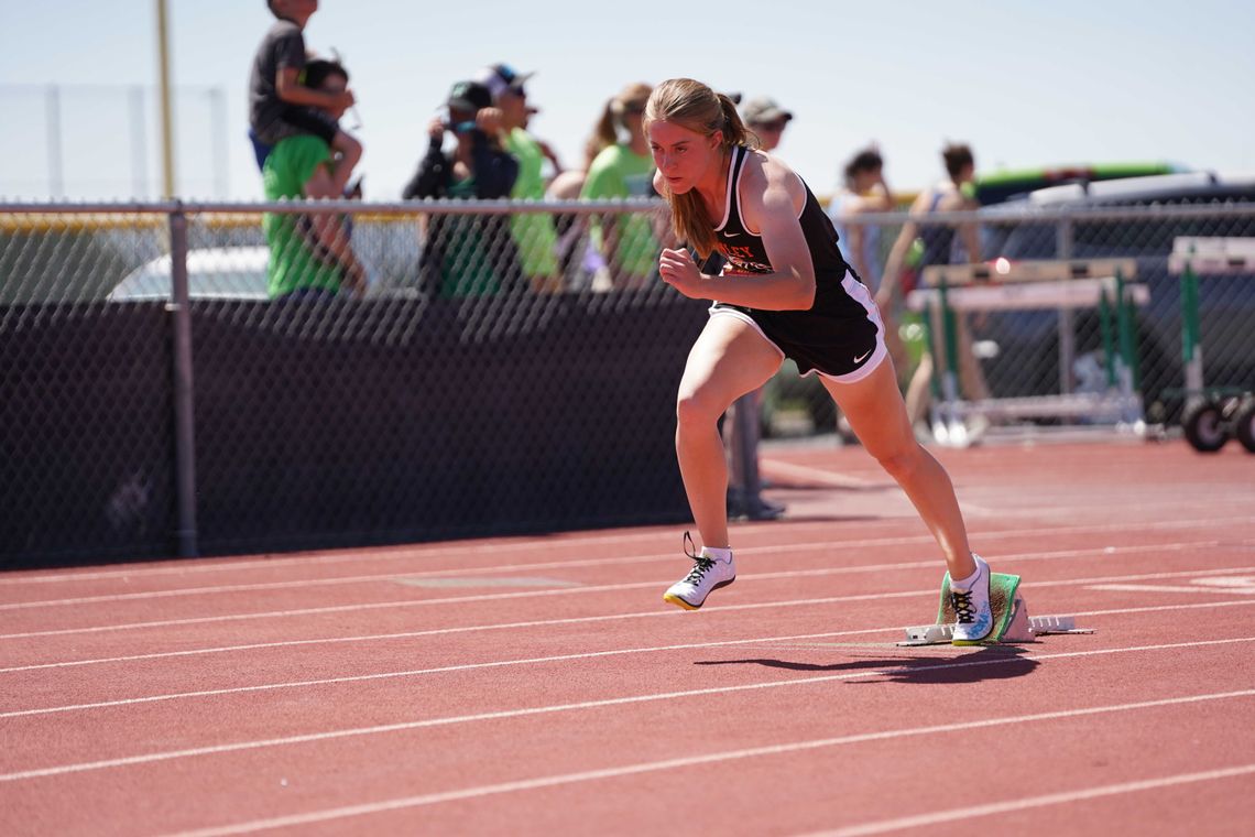 Vaqueros qualify six individuals, six relay teams for State track meet